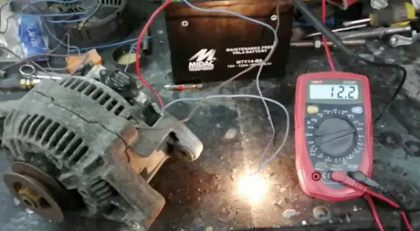 Jak sprawdzić alternator? Szybka diagnoza krok po kroku
