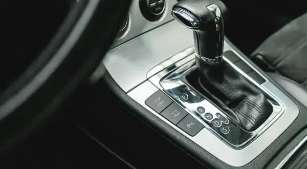 Objawy uszkodzonego sprzęgła hydrokinetycznego: Szarpie automat? Sprawdź!