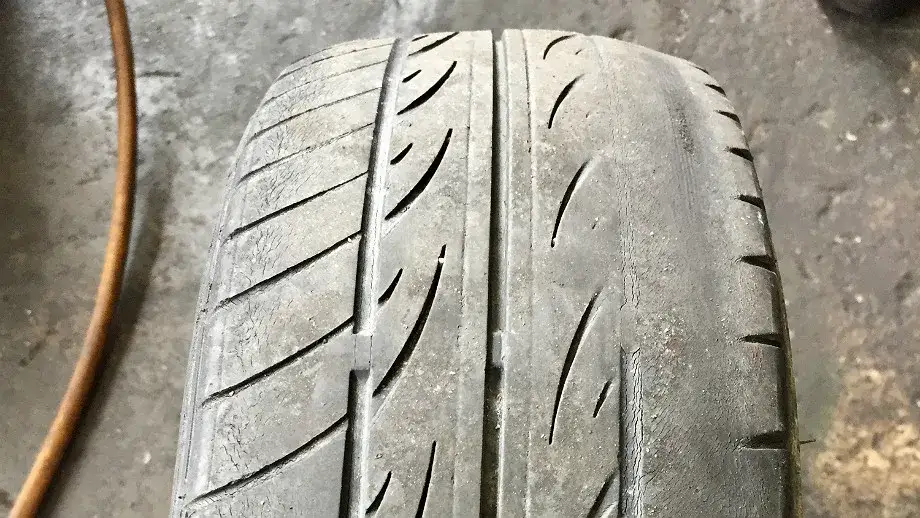 Niska opona, zwiększone zużycie paliwa, nierównomierne zużycie bieżnika